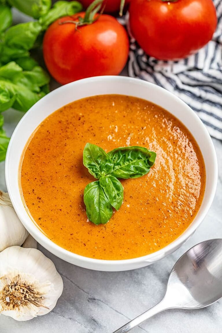 Sopa Fácil De Tomate Y Albahaca