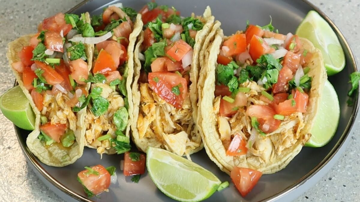 Tacos de Pollo a la Mexicana