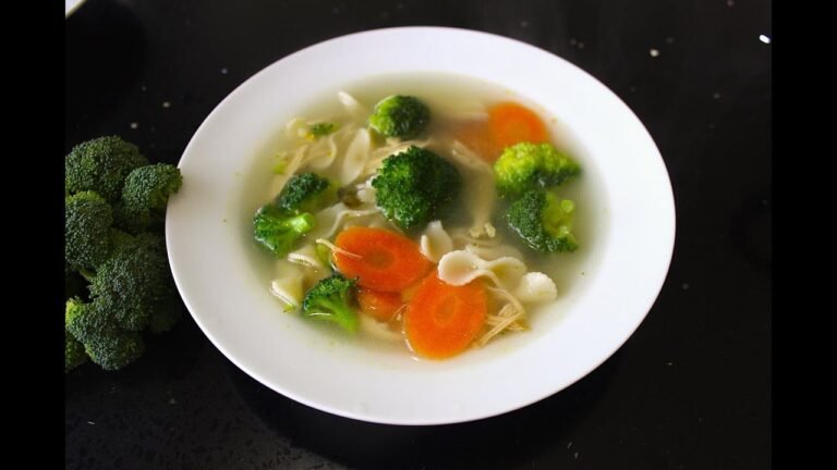 sopa de fideos con brocoli